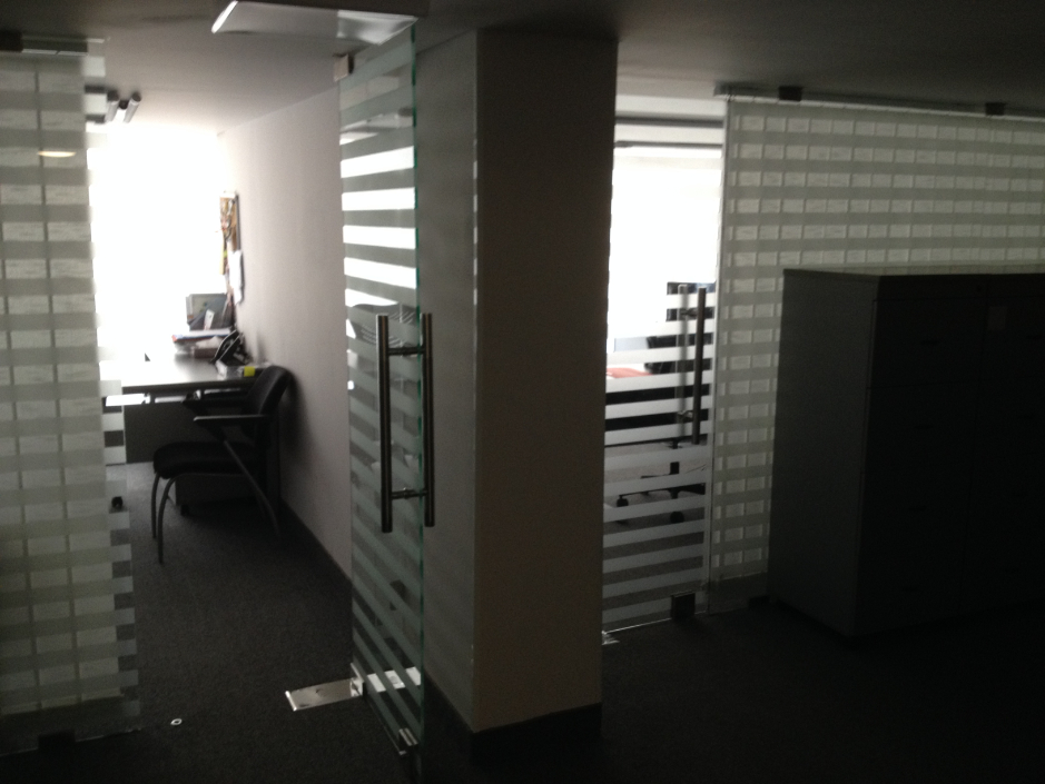 Glass partitions